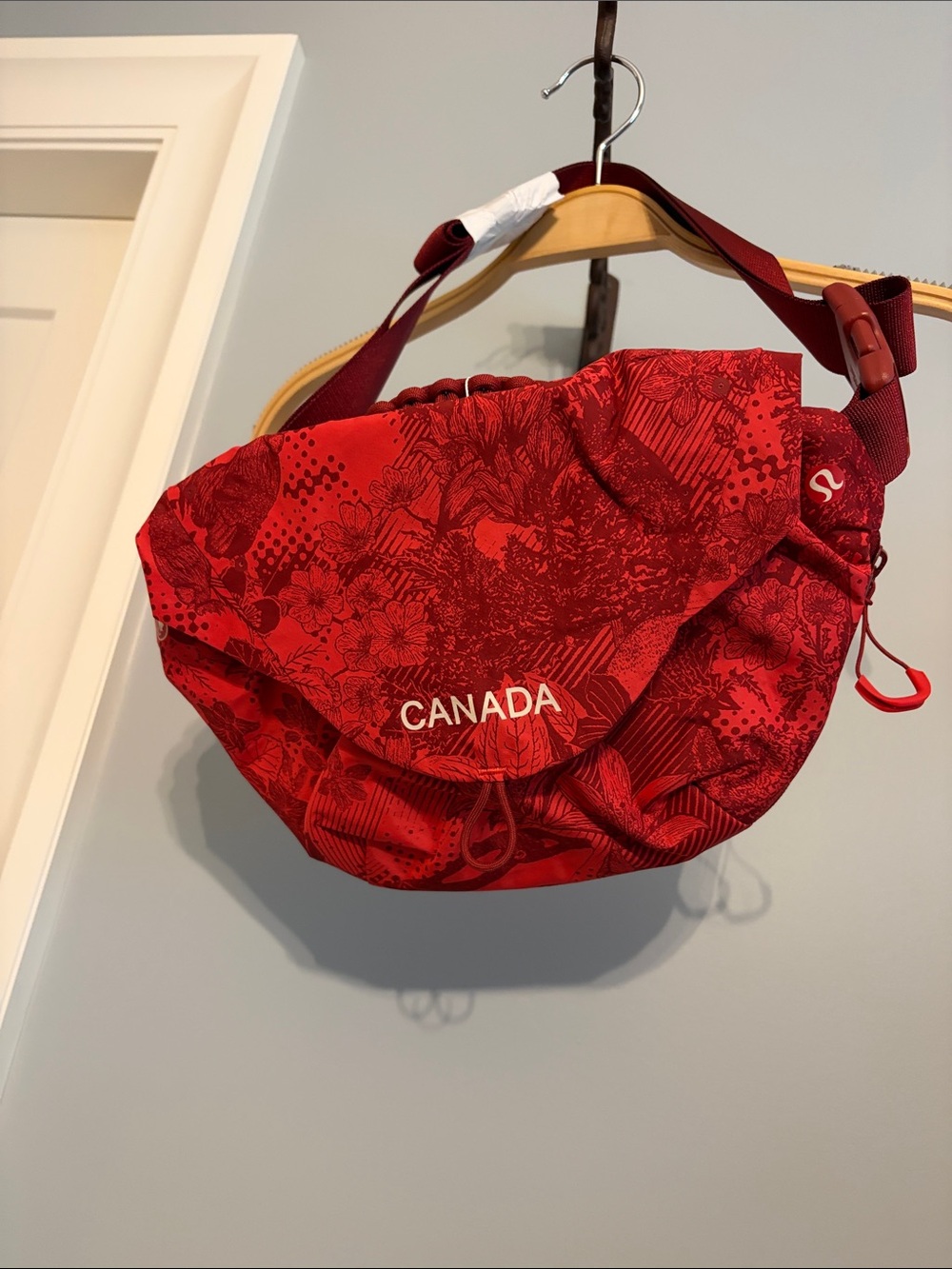 lululemon athletica Red Floral Canada Crossbody Sling